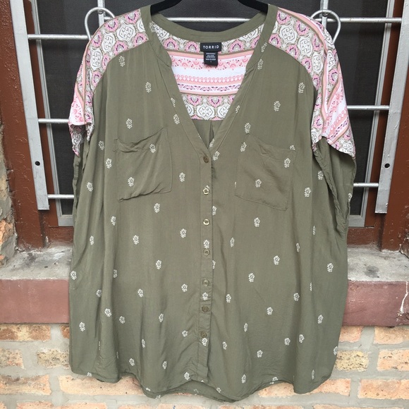 Torrid green pink print button down boho top 1x - Picture 1 of 9